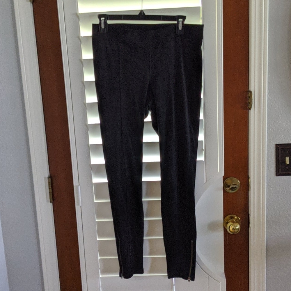 Express suede leggings with zipper ankle